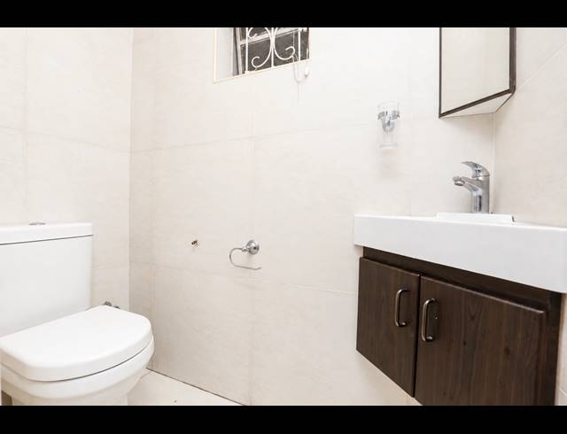 1.5 BEDROOM APARTMENT FOR SALE IN MUSGRAVE